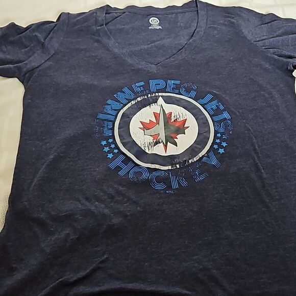 NHL Women's Hockey Winnipeg Jets  Logo Short Sleeves T-Shirt - Picture 14 of 16